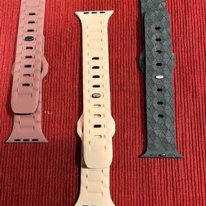 NWOT Snapbands Apple watch bands - size 42/44